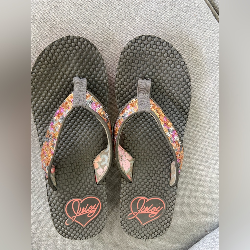 Juicy Couture Women's Sandals - Black and Multicolor